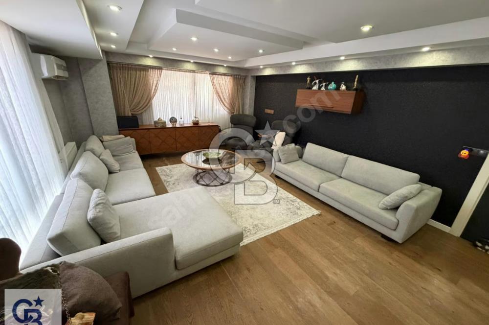 Çamlık'ta Mükemmel Konumda 4.Kat Satılık 3+1 205m2 Daire