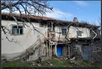 MANİSA SELENDİ TAVAK'DA 2.552,42 M² ARSA'DA MÜSTAKİL EV VE AHIR - 1 - 379753