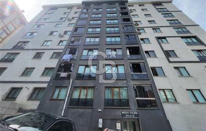 Eyüp Alibeyköy'de Caddeye ve Ulaşıma Yakın Mesafede