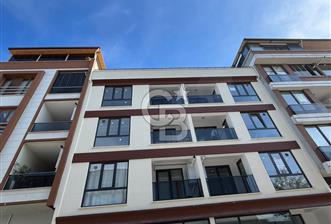 ALTINOVA CUMHURİYET MAH. BELEDİYENİN ARKASINDA 1+1 - 1 - 379738
