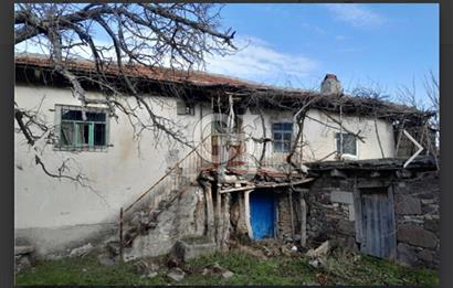 MANİSA SELENDİ TAVAK'DA 2.552,42 M² ARSA'DA MÜSTAKİL EV VE AHIR