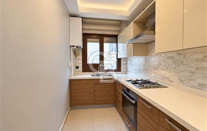 SUADİYE'DE METROYA 250 M | AYRI MUTFAKLI | BOŞ TESLİM SATILIK 2+1