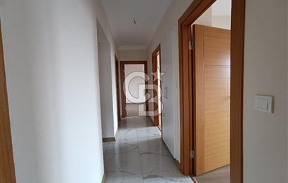 ÜMRANİYE TANTAVİ MAHALLESİ'NDE LÜKS SİTE İÇERİSİNDE, FERAH VE KONFORLU 3+1 SATILIK DAİRE!