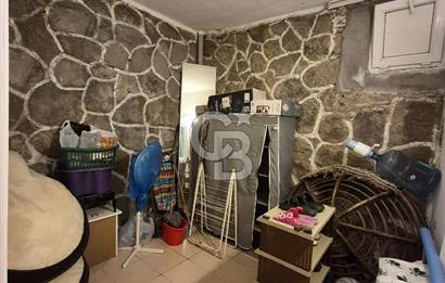 BODRUM GÜNDOĞAN PLAJLI SİTEDE DENİZ MANZARALI  KİRA GETİRİLİ 4 KATLI SATILIK VİLLA