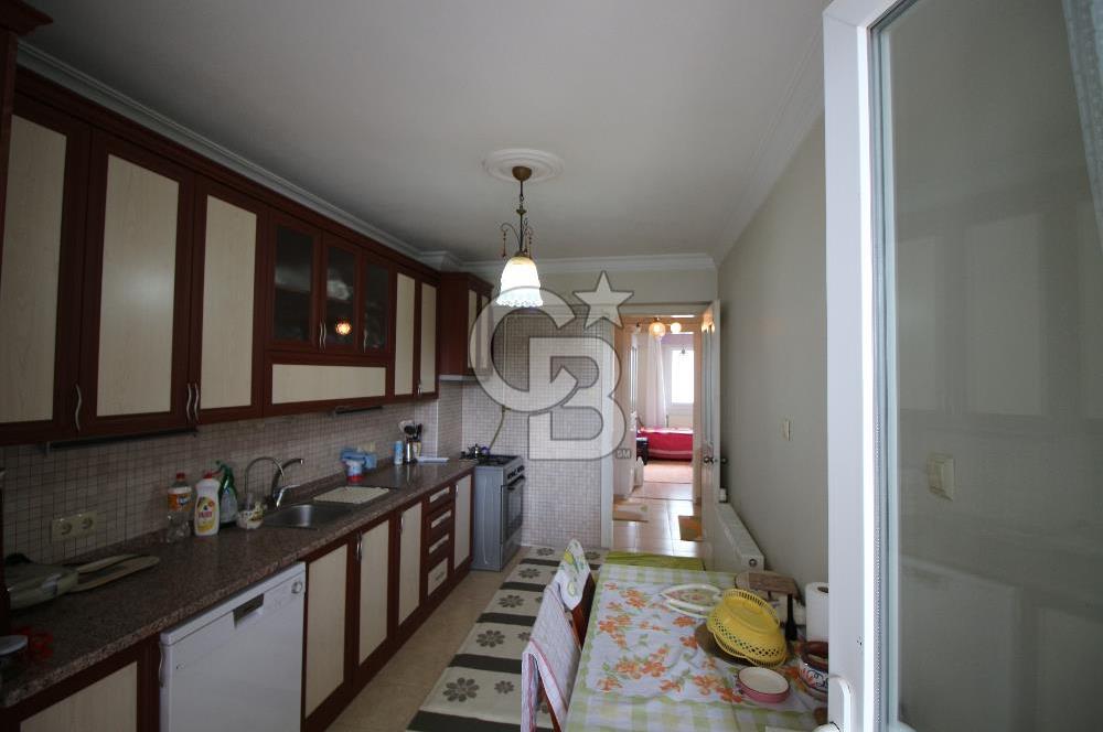 Gaziemir Merkezde 3+1 Geniş Daire