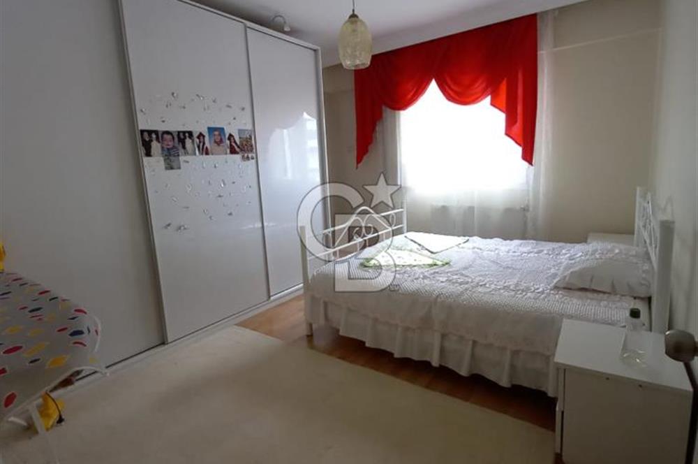 Gaziemir Merkezde 3+1 Geniş Daire