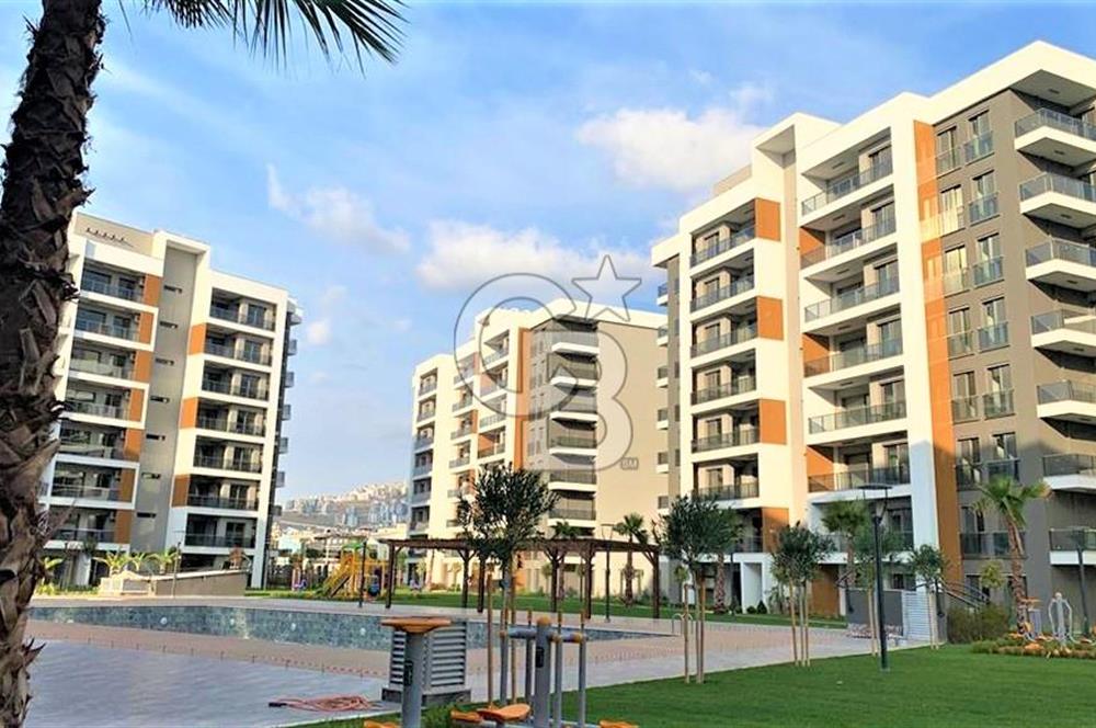 Ataşehir Modern 1 Havuz Cephe Kiralık 1+1 Hazal Muti'den