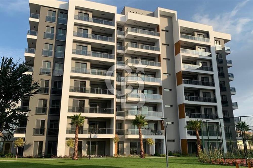 Ataşehir Modern 1 Havuz Cephe Kiralık 1+1 Hazal Muti'den