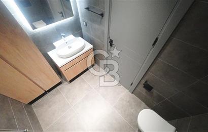 Ataşehir Modern 1 Havuz Cephe Kiralık 3+1 Hazal Muti'den