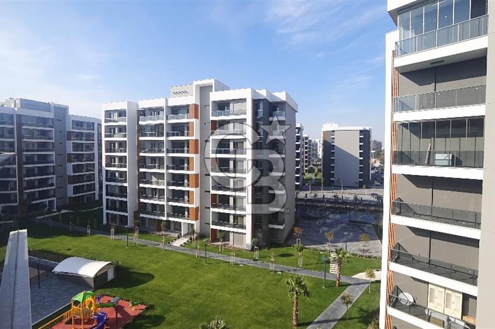 Ataşehir Modern 1 Havuz Cephe Kiralık 3+1 Hazal Muti'den