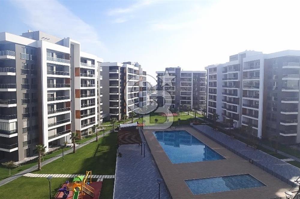 Ataşehir Modern 1 Havuz Cephe Kiralık 1+1 Hazal Muti'den