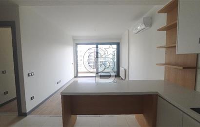 Ataşehir Modern 1 Havuz Cephe Kiralık 1+1 Hazal Muti'den