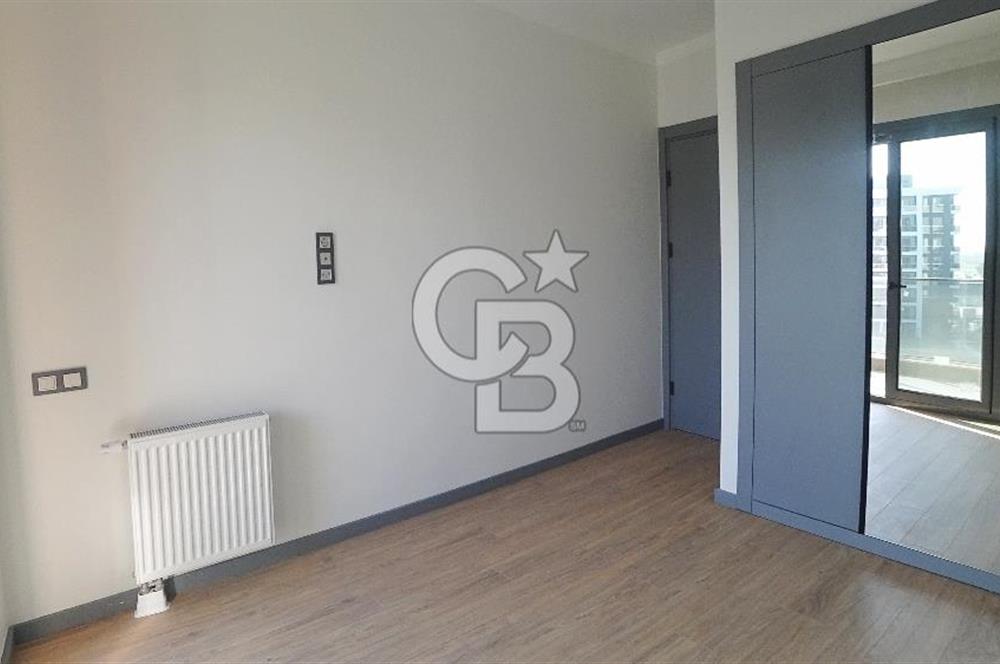 Ataşehir Modern 1 Havuz Cephe Kiralık 1+1 Hazal Muti'den