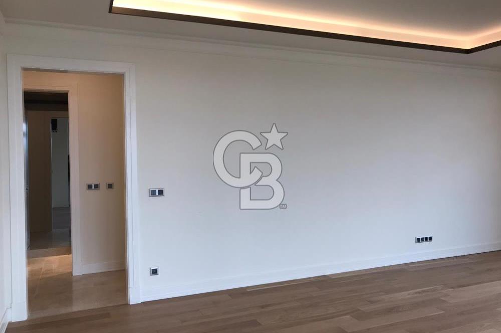 Polat Piyalepaşa Köşe Konumlu Geniş 3+1 Balkonlu Teras Katı