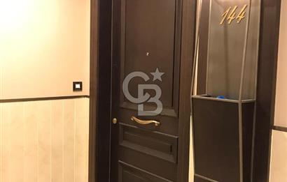 Polat Piyalepaşa Köşe Konumlu Geniş 3+1 Balkonlu Teras Katı