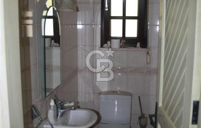 tuzla mercan sahilde 1000 m2 bahçeli müstakil havuzlu 2 villa