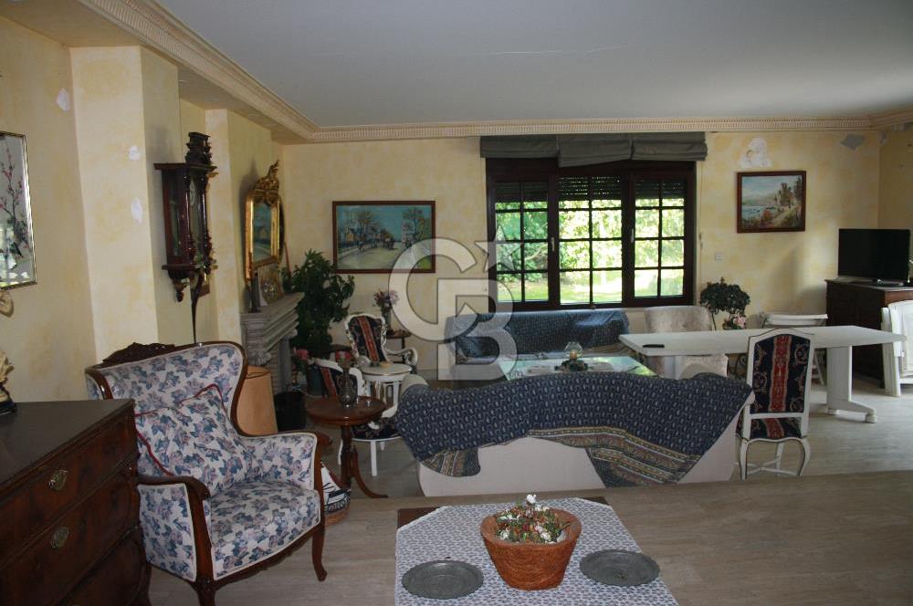 tuzla mercan sahilde 1000 m2 bahçeli müstakil havuzlu 2 villa