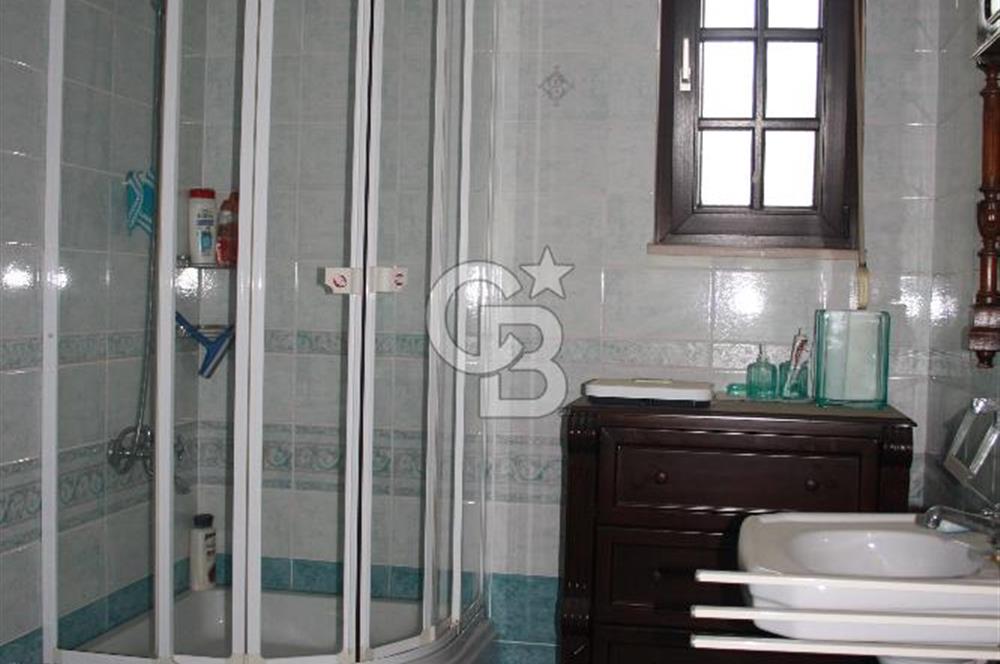 tuzla mercan sahilde 1000 m2 bahçeli müstakil havuzlu 2 villa