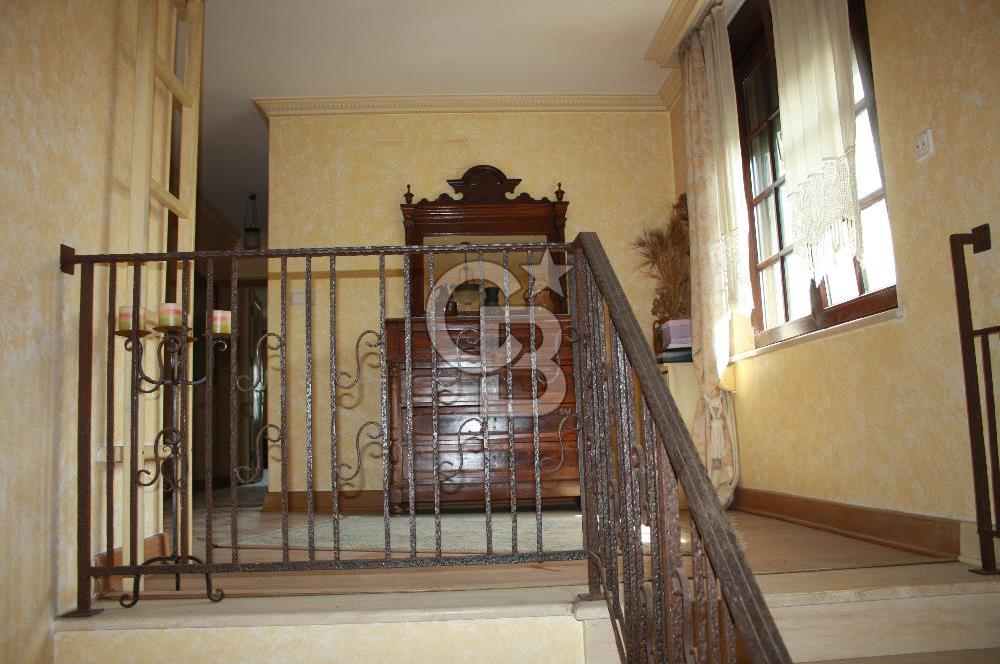 tuzla mercan sahilde 1000 m2 bahçeli müstakil havuzlu 2 villa