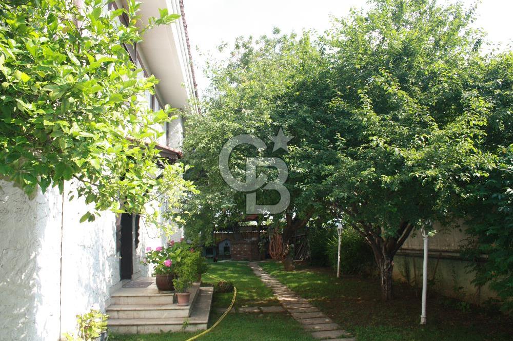 tuzla mercan sahilde 1000 m2 bahçeli müstakil havuzlu 2 villa