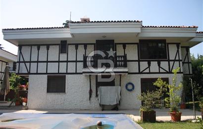 tuzla mercan sahilde 1000 m2 bahçeli müstakil havuzlu 2 villa