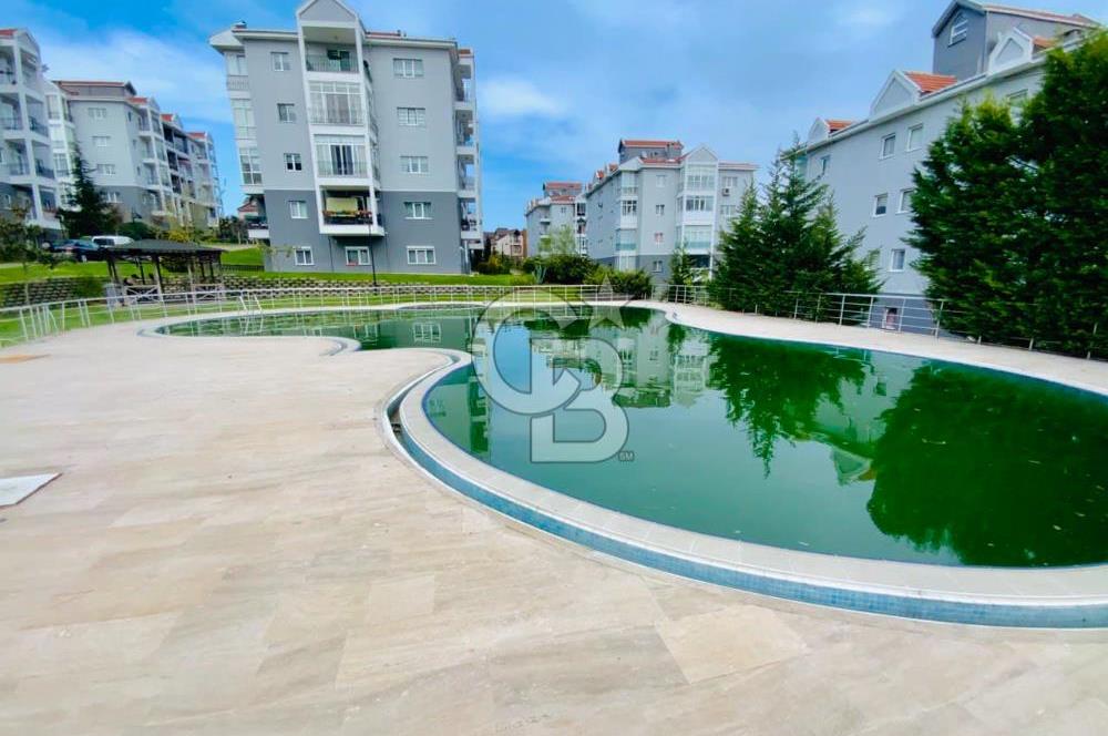Bahçeşehir Boğazköyde Yeşillikler İçerisinde 3+1 Satılık Daire