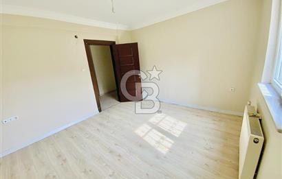 Bahçeşehir Boğazköyde Yeşillikler İçerisinde 3+1 Satılık Daire