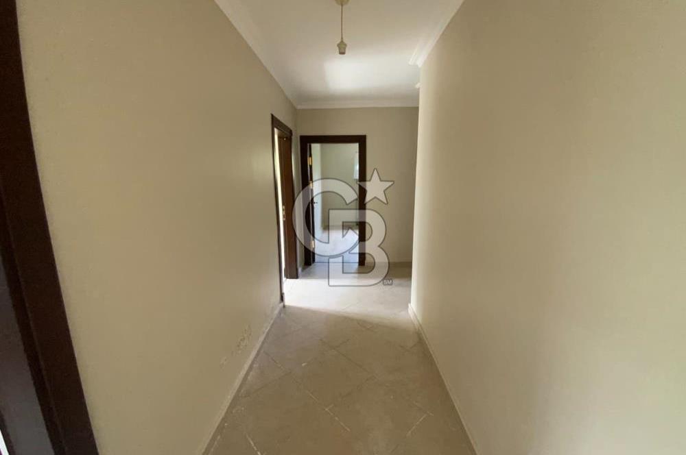 Bahçeşehir Boğazköyde Yeşillikler İçerisinde 3+1 Satılık Daire