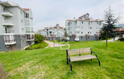 Bahçeşehir Boğazköyde Yeşillikler İçerisinde 3+1 Satılık Daire