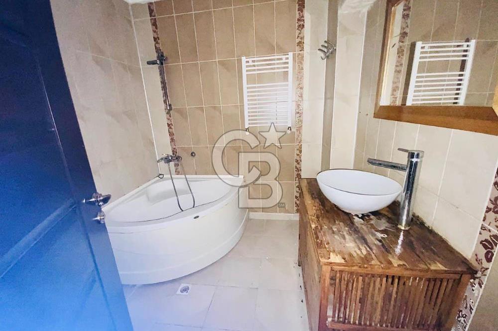 Bahçeşehir Boğazköyde Yeşillikler İçerisinde 3+1 Satılık Daire