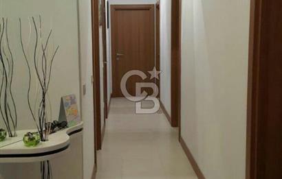 AĞAOĞLU MY WORLD EUROPE SATILIK VADİ CEPHE 3+1