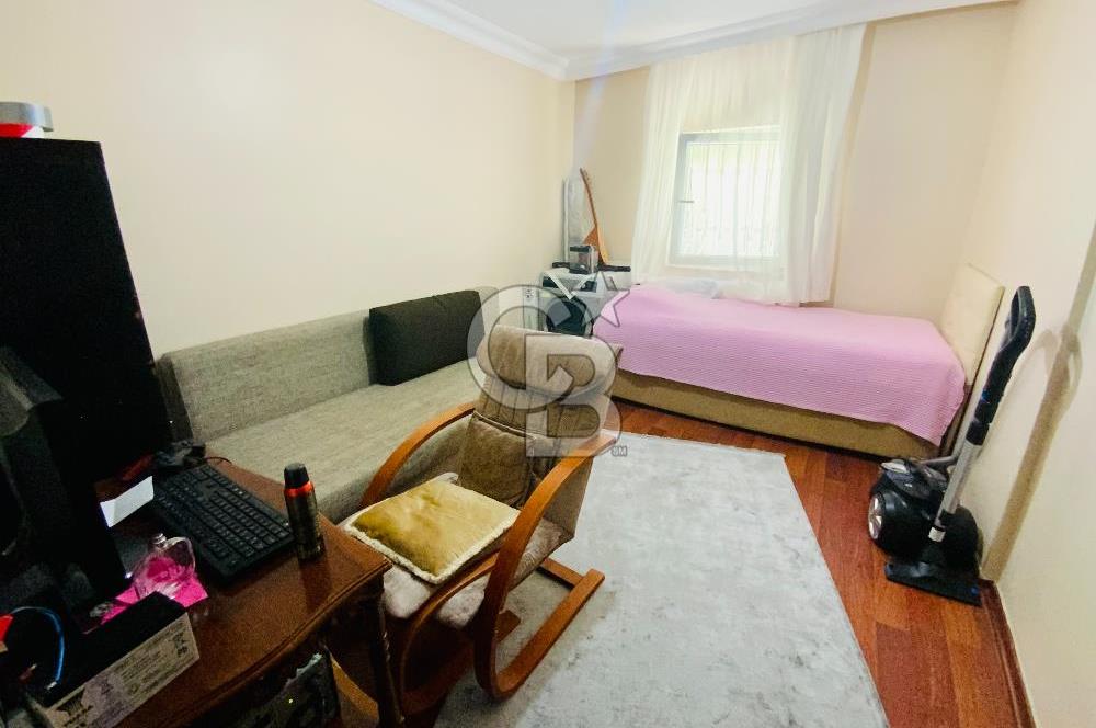 Bahçeşehir Boğazköyde Yeşillikler İçerisinde 3+1 Satılık Daire