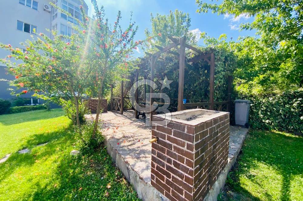 Bahçeşehir Boğazköyde Yeşillikler İçerisinde 3+1 Satılık Daire