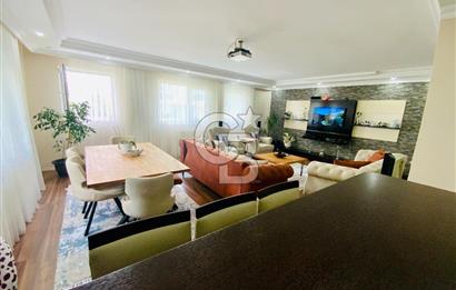 Bahçeşehir Boğazköyde Yeşillikler İçerisinde 3+1 Satılık Daire