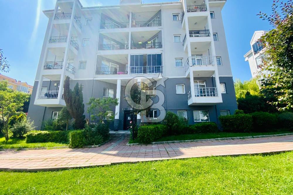 Bahçeşehir Boğazköyde Yeşillikler İçerisinde 3+1 Satılık Daire