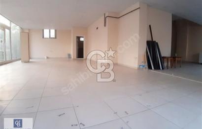 Cadde üzerinde kiralık iş yeri