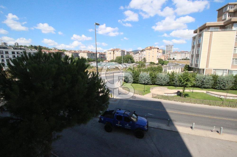 newada projesine komşuasansörlü 3 cephe 3 balkon okazyon daire