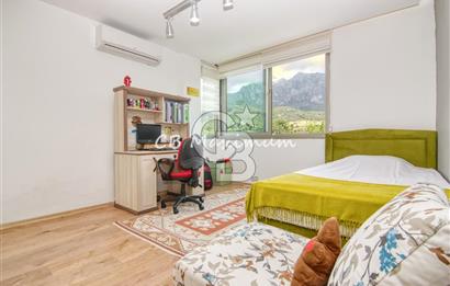 KIBRIS GİRNE EDREMİT TE 620 M2 ARSA İÇİNDE 4+1 DENİZ MANZARALI HAVUZLU ÇOK ÖZEL VİLLA